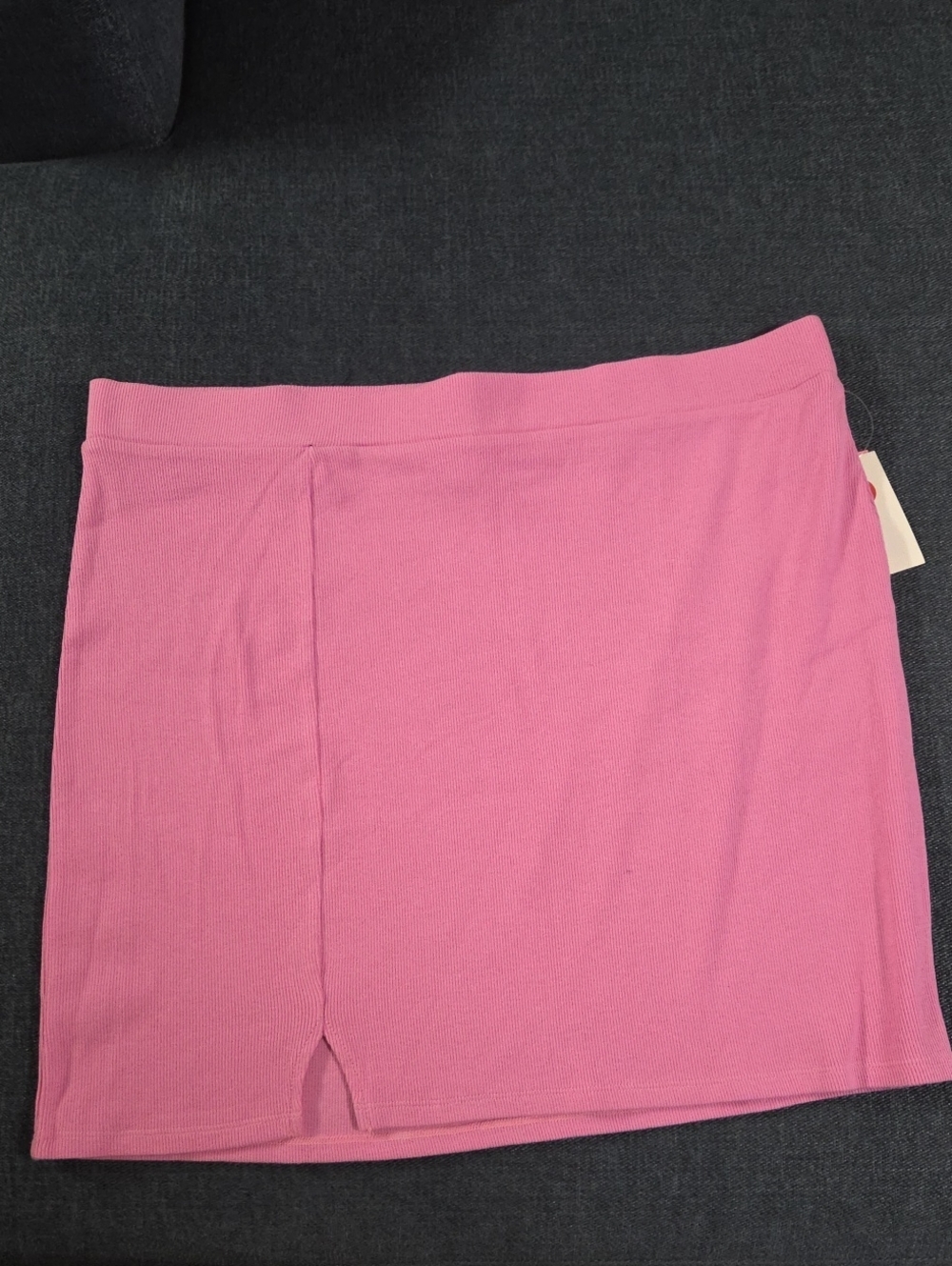Riley & Rae Pink Ribbed Mini Skirt